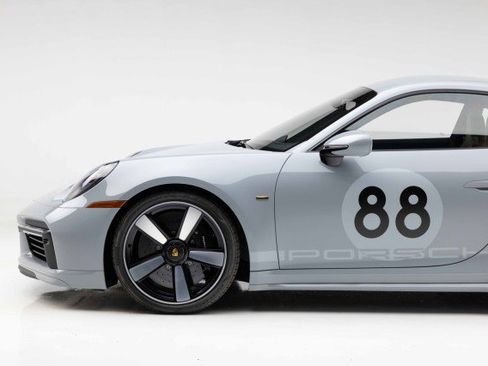 Used 2023 Porsche 911 Sport Classic image 21