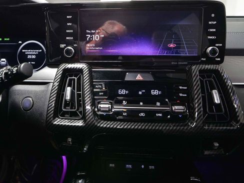 Used 2023 Kia Sorento SX FWD image 16