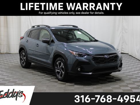 Used 2025 Subaru Crosstrek 2.0i Premium image 1