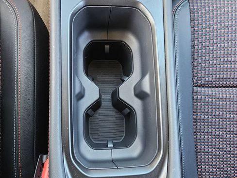 New 2026 Nissan Kicks SR image 20