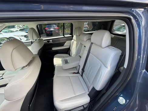 Used 2026 Hyundai Santa Fe SEL FWD image 23