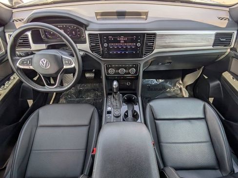Used 2022 Volkswagen Atlas Cross Sport SE image 15