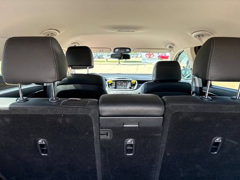 Used 2017 Kia Sorento FWD w/ LX Convenience Package image 26