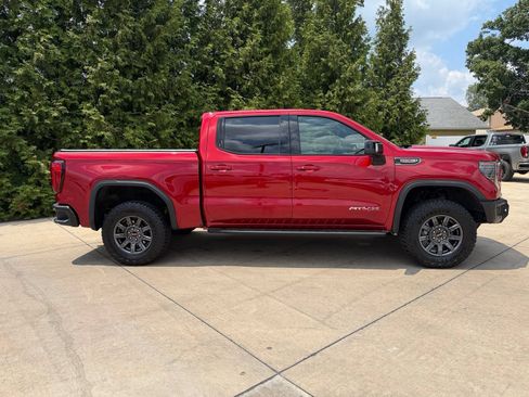 Used 2024 GMC Sierra 1500 AT4X AWD/4WD image 32