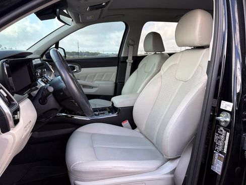 Certified 2023 Kia Sorento SX FWD image 10