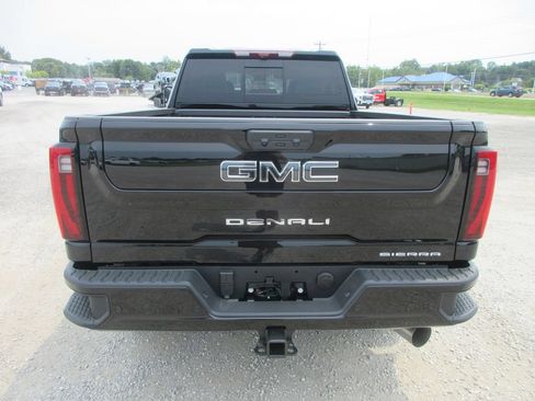 New 2026 GMC Sierra 2500 Denali Ultimate AWD/4WD image 5