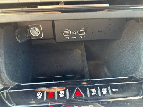 Used 2023 Jeep Wagoneer Series II AWD/4WD image 21
