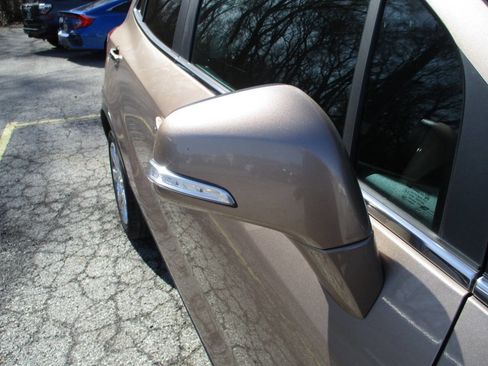 Used 2018 Buick Encore Essence w/ Experience Buick Package image 26