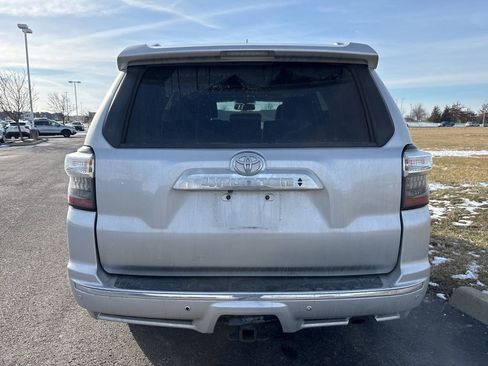 Used 2016 Toyota 4Runner Limited image 9