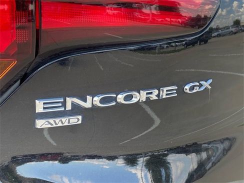 Used 2020 Buick Encore GX Select image 10