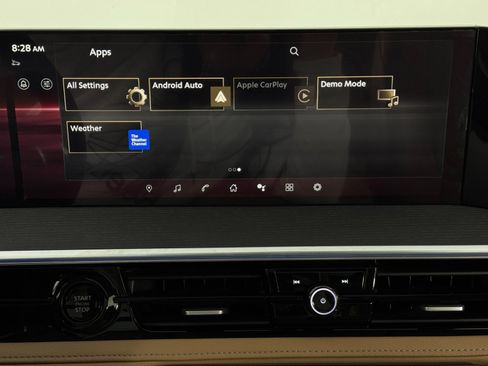 Used 2025 INFINITI QX80 Sensory image 30