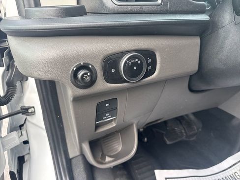Used 2024 Ford Transit 250 Low Roof w/ Exterior Upgrade Package image 30