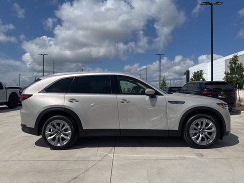 New 2026 MAZDA CX-90 3.3 Turbo w/ Preferred Package AWD/4WD image 5