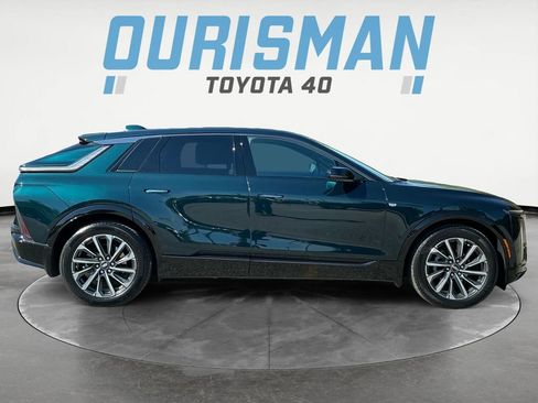 Used 2024 Cadillac Lyriq Sport w/ LPO, Floor Liner Package AWD/4WD image 8