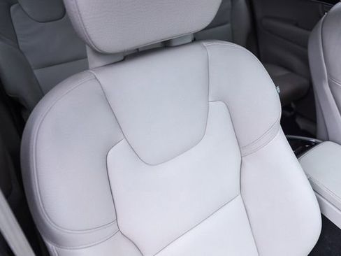 Used 2020 Volvo XC90 T6 Momentum w/ Protection Package Premier AWD/4WD image 58