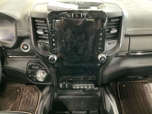 Used 2023 RAM 1500 Limited AWD/4WD image 11