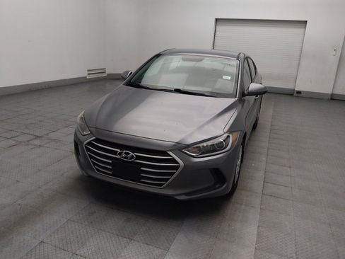 Used 2018 Hyundai Elantra SE FWD image 15