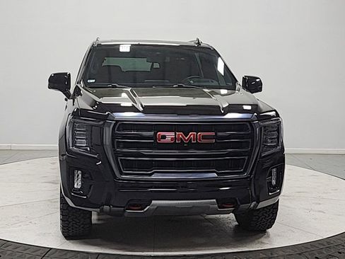 Used 2023 GMC Yukon XL AT4 w/ AT4 Premium Package AWD/4WD image 2