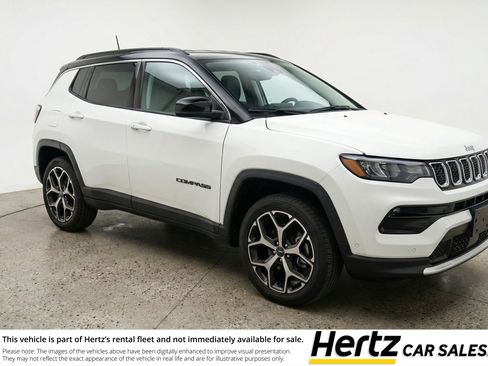Used 2025 Jeep Compass Limited image 1