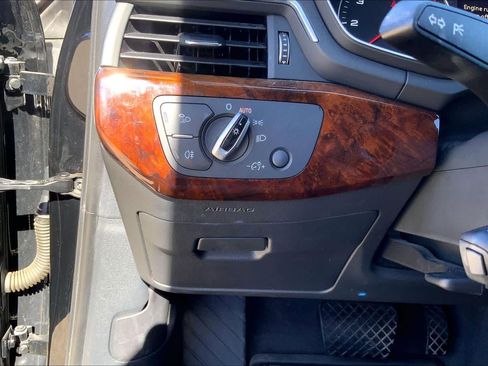 Used 2017 Audi A4 2.0T Premium Plus w/ Premium Plus Package image 32