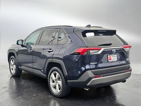 Used 2019 Toyota RAV4 Limited AWD/4WD image 3