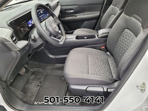 Used 2026 Nissan Kicks SV image 9
