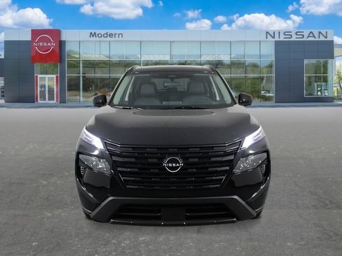 New 2026 Nissan Rogue Dark Armor FWD image 8