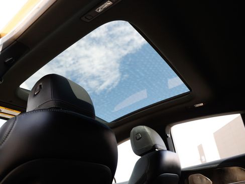 Used 2024 Mercedes-Benz GLE 53 AMG 4MATIC image 28