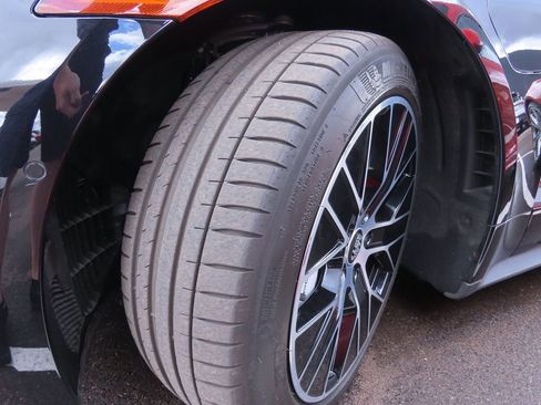 Used 2020 Porsche Taycan Turbo image 14