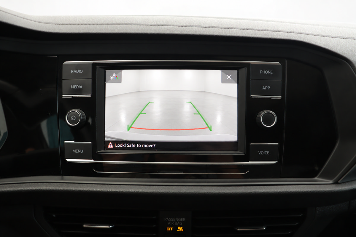 Used 2022 Volkswagen Jetta SE FWD image 35