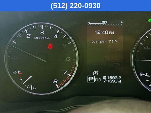 Used 2024 Subaru Crosstrek 2.0i Premium image 15