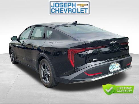 Used 2025 Kia K4 FWD image 3