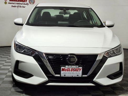 Used 2023 Nissan Sentra SV image 2