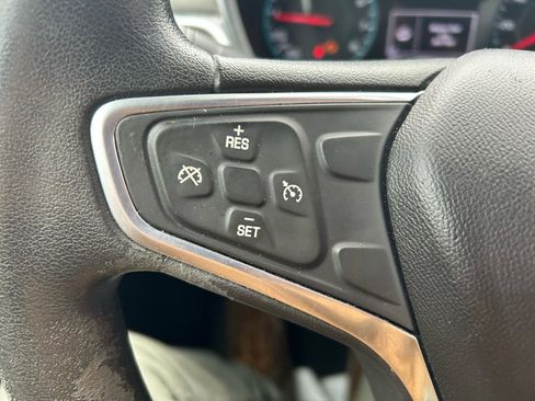 Used 2018 Chevrolet Equinox LT w/ LPO, Cargo Package image 18