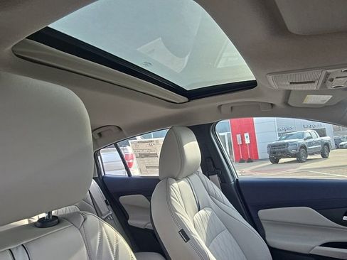 New 2026 Nissan Sentra SL FWD image 26