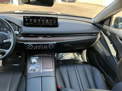 Used 2024 Genesis G80 image 16