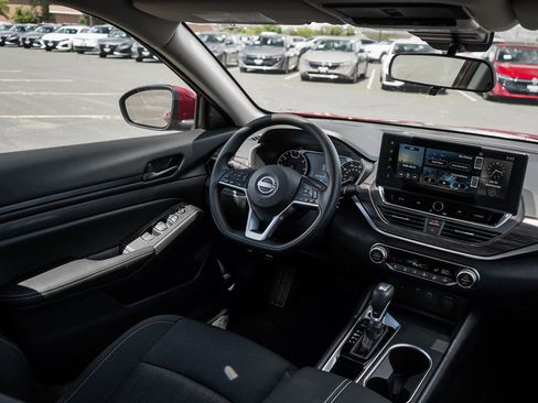 New 2026 Nissan Altima 2.5 SV w/ SV Special Edition Package FWD image 12