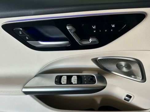 Certified 2024 Mercedes-Benz C 300 Sedan image 11