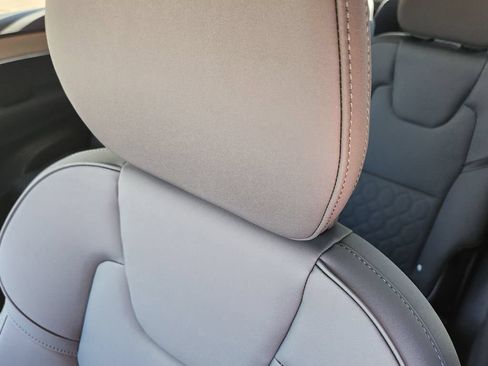 New 2026 Volvo XC90 B5 Core AWD/4WD image 6