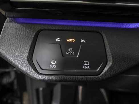 Used 2023 Volkswagen ID.4 2WD image 21