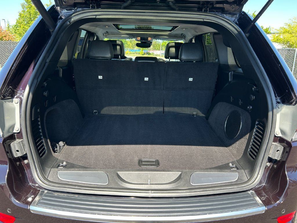 Used 2019 Jeep Grand Cherokee Summit w/ Platinum Series Group AWD/4WD image 23