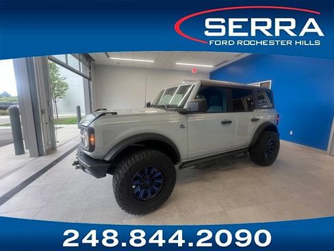 Used 2022 Ford Bronco Black Diamond AWD/4WD image 1