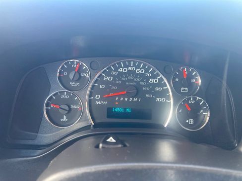 Certified 2025 Chevrolet Express 2500 w/ Driver Convenience Package RWD image 24