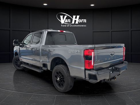 Used 2023 Ford F350 Lariat w/ Lariat Ultimate Package AWD/4WD image 5