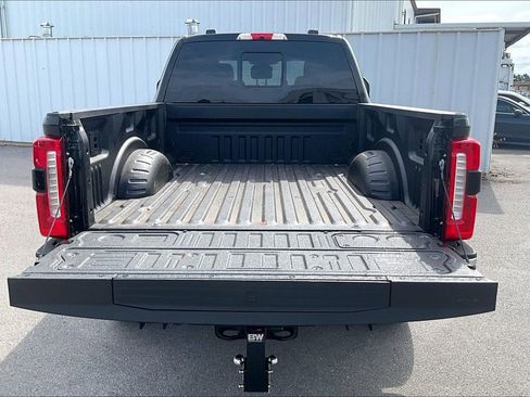 Used 2025 Ford F250 King Ranch w/ Chrome Package AWD/4WD image 30
