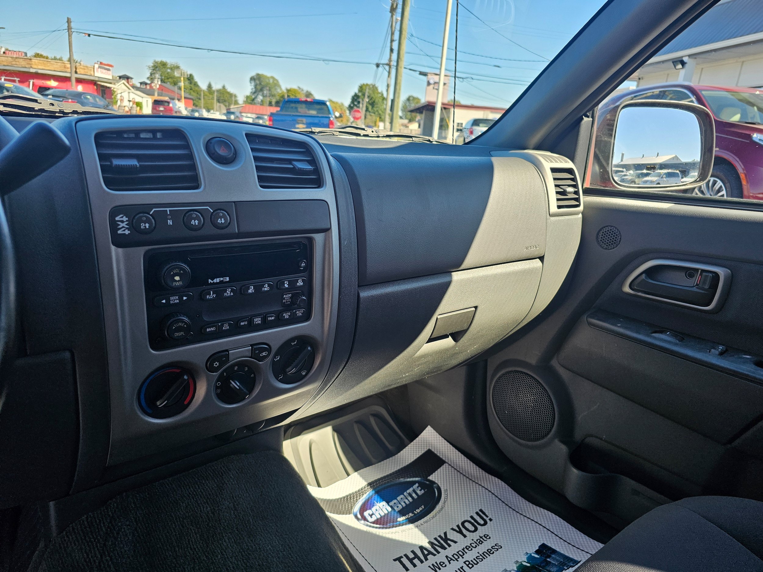 Used 2005 Chevrolet Colorado LS AWD/4WD image 17