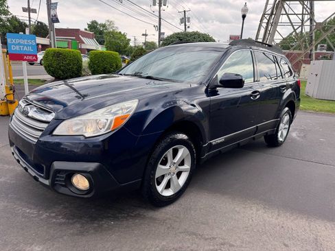 Used 2014 Subaru Outback 2.5i Premium AWD/4WD image 3