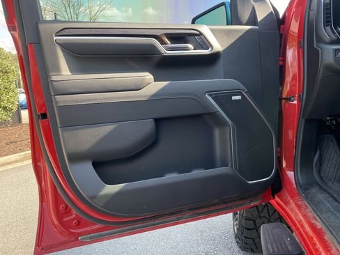 Used 2025 GMC Sierra 1500 Elevation w/ Elevation Premium Package image 23