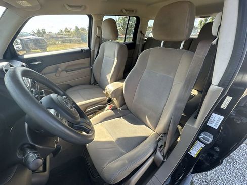 Used 2012 Jeep Patriot Sport image 14