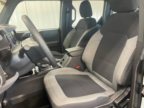 Used 2023 Ford Bronco Outer Banks w/ Sasquatch Package image 12